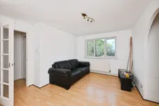Parrotts Field, Hoddesdon