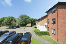 Parrotts Field, Hoddesdon