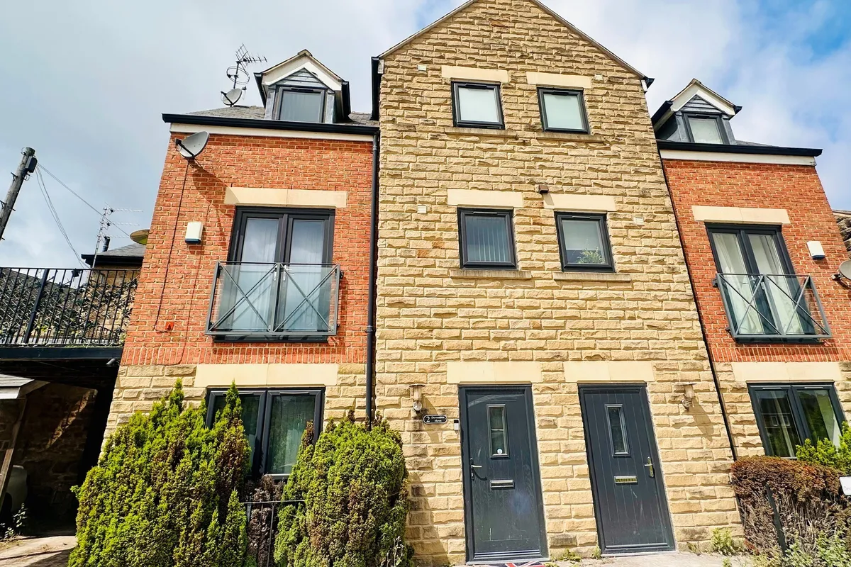 Devonshire Mews, HARROGATE