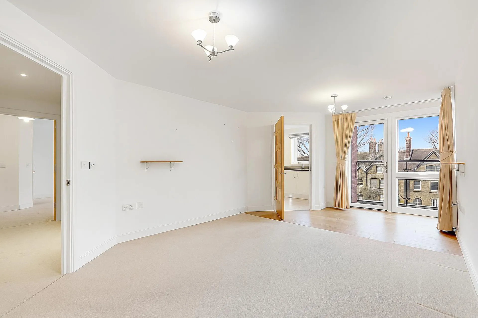 Property photo top 1
