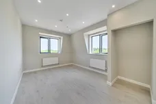 Stirling Way, Borehamwood, WD6 photo 2