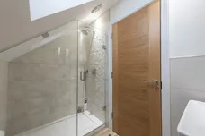 Walnut Close Harpenden AL5 photo 3