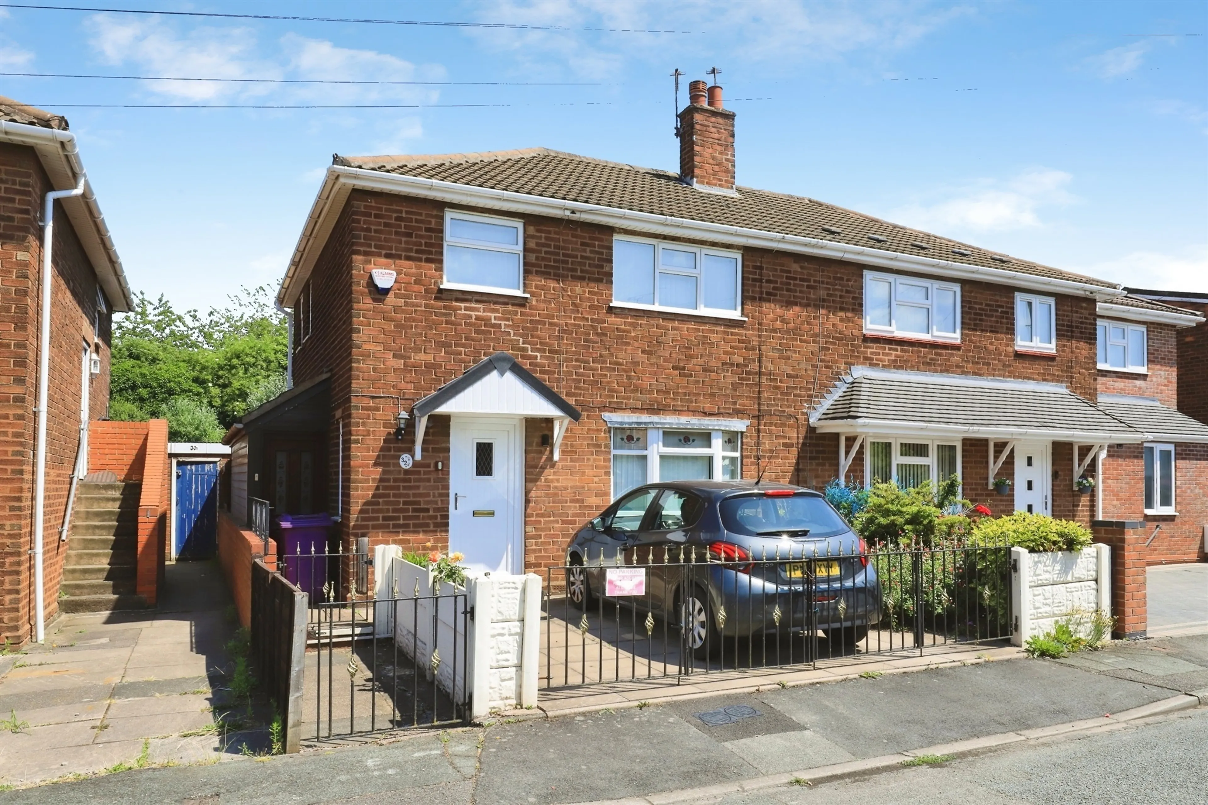 Property photo 0