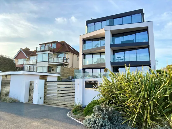Boscombe Overcliff Drive, Bournemouth...