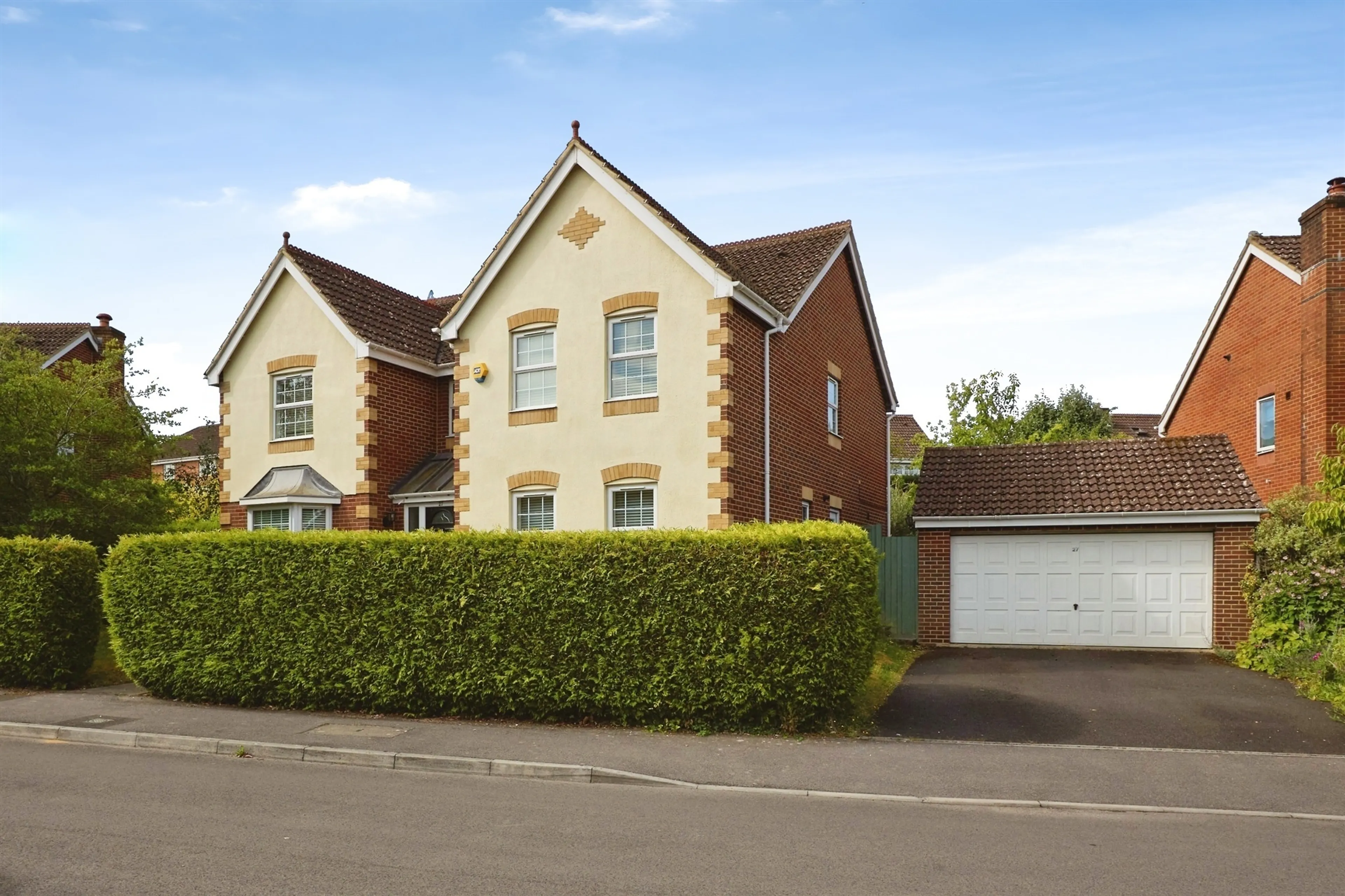 Property photo 0