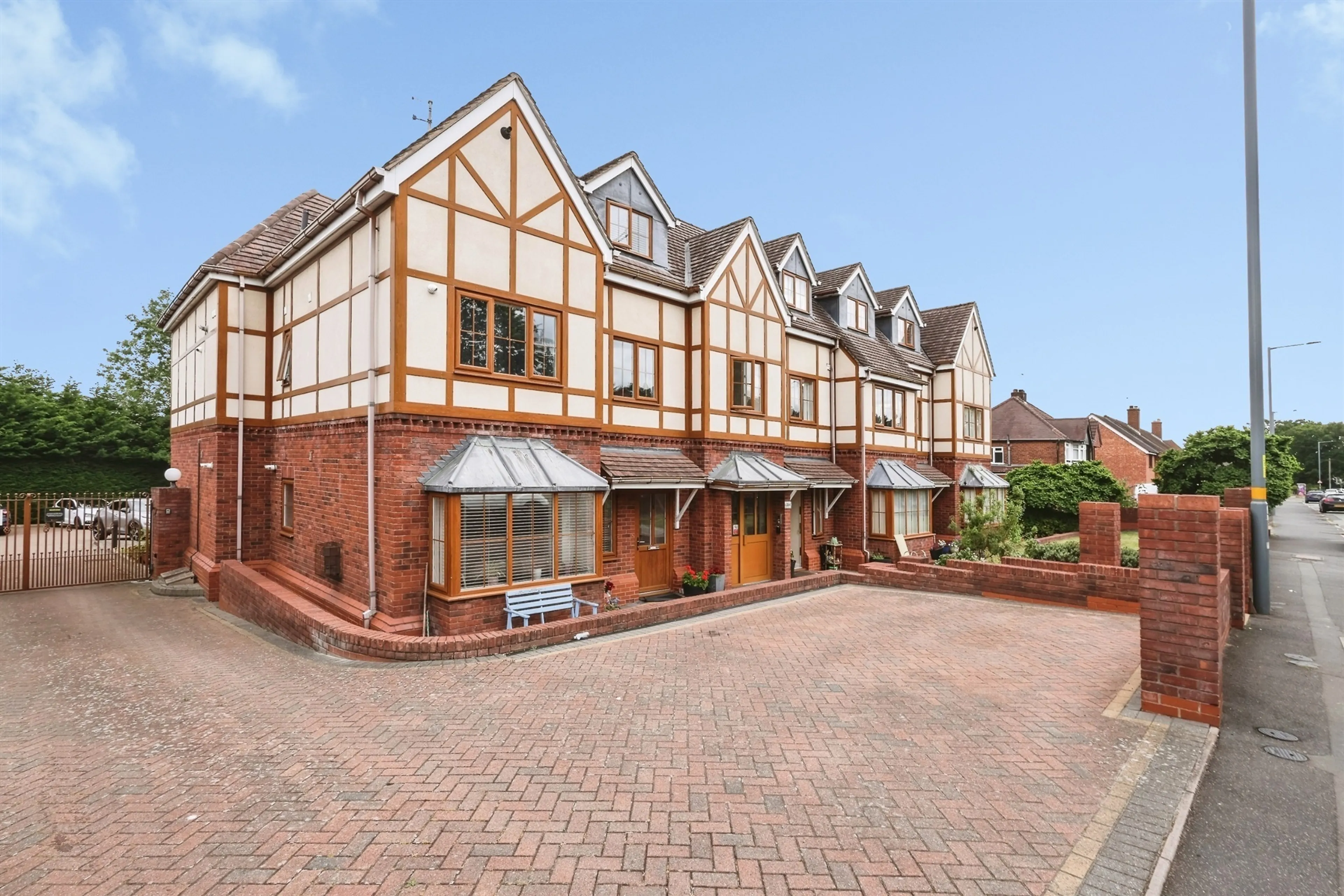 Property photo 0
