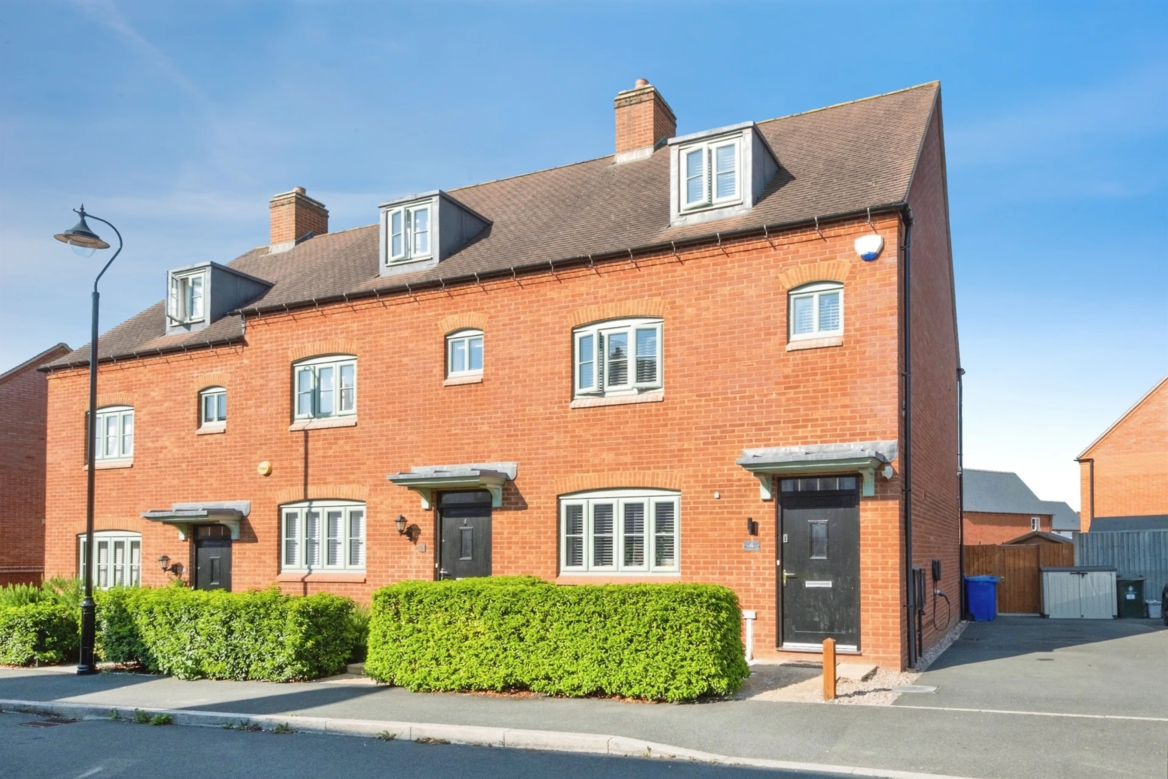 Property photo 0