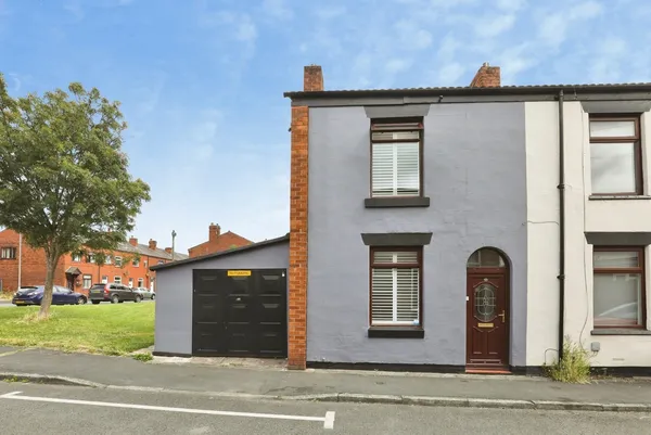 Cross Street, WIGAN, Lancashire, WN5