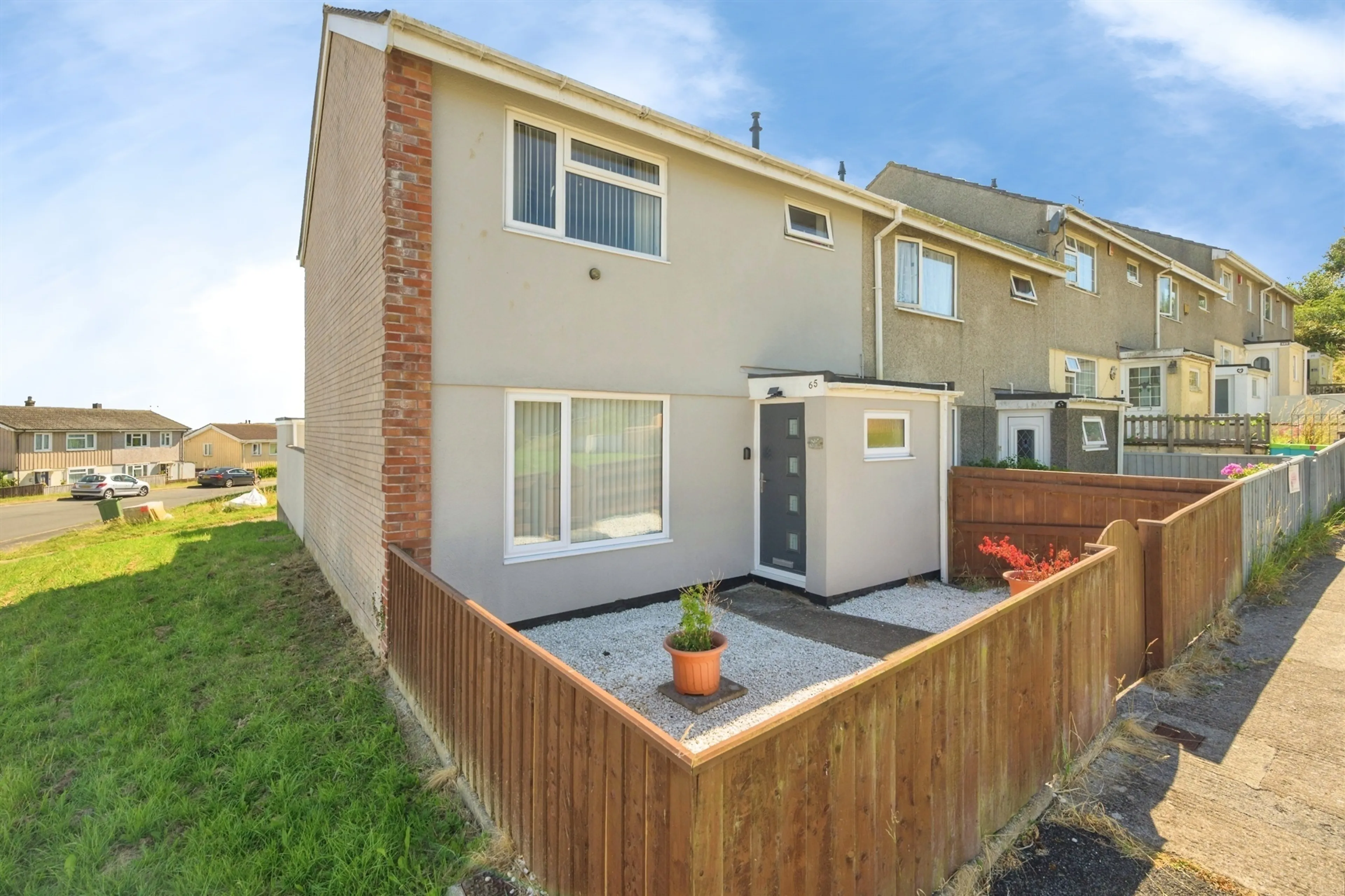 Property photo 0