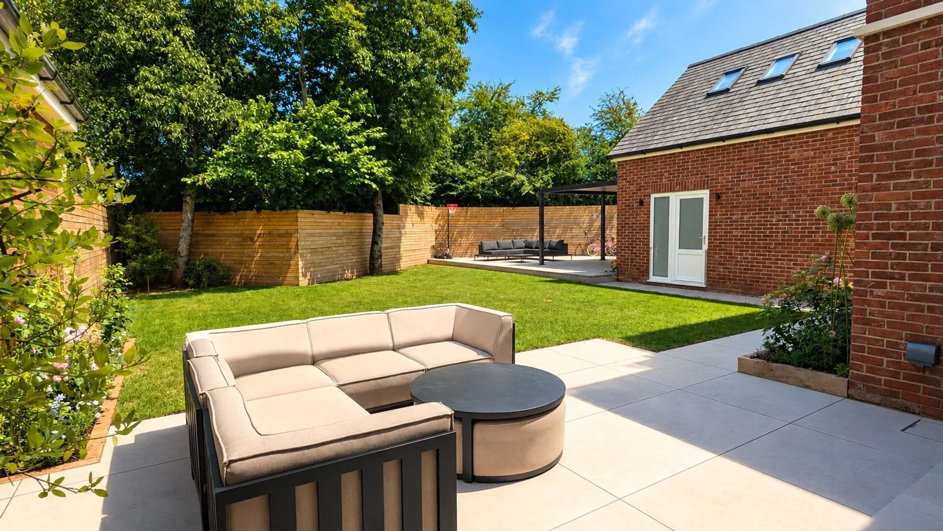Property photo top 1