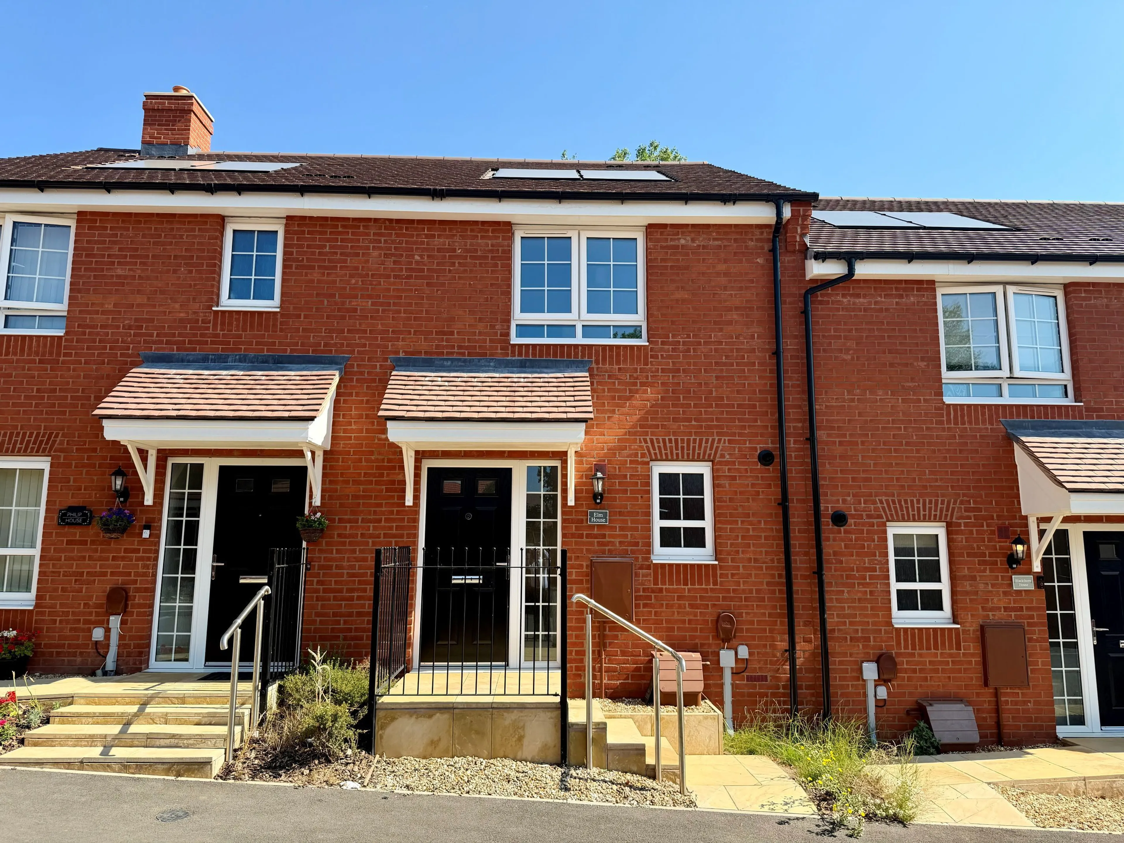 Property photo 0