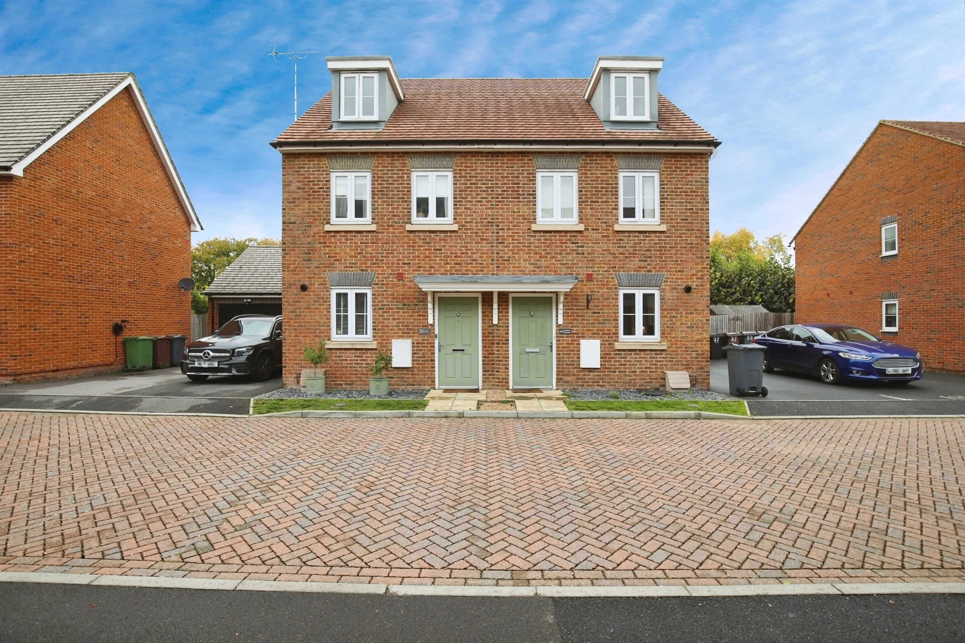 Property photo 0