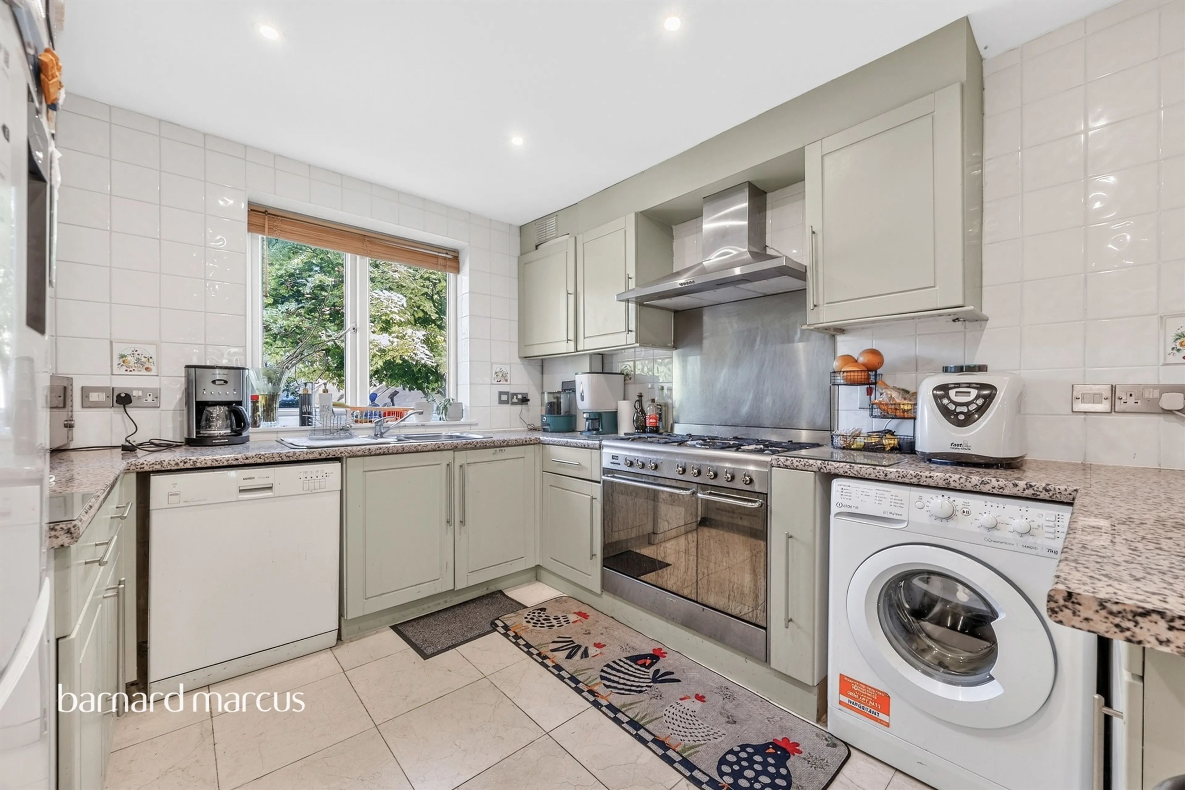 Property at Engadine Close, Croydon