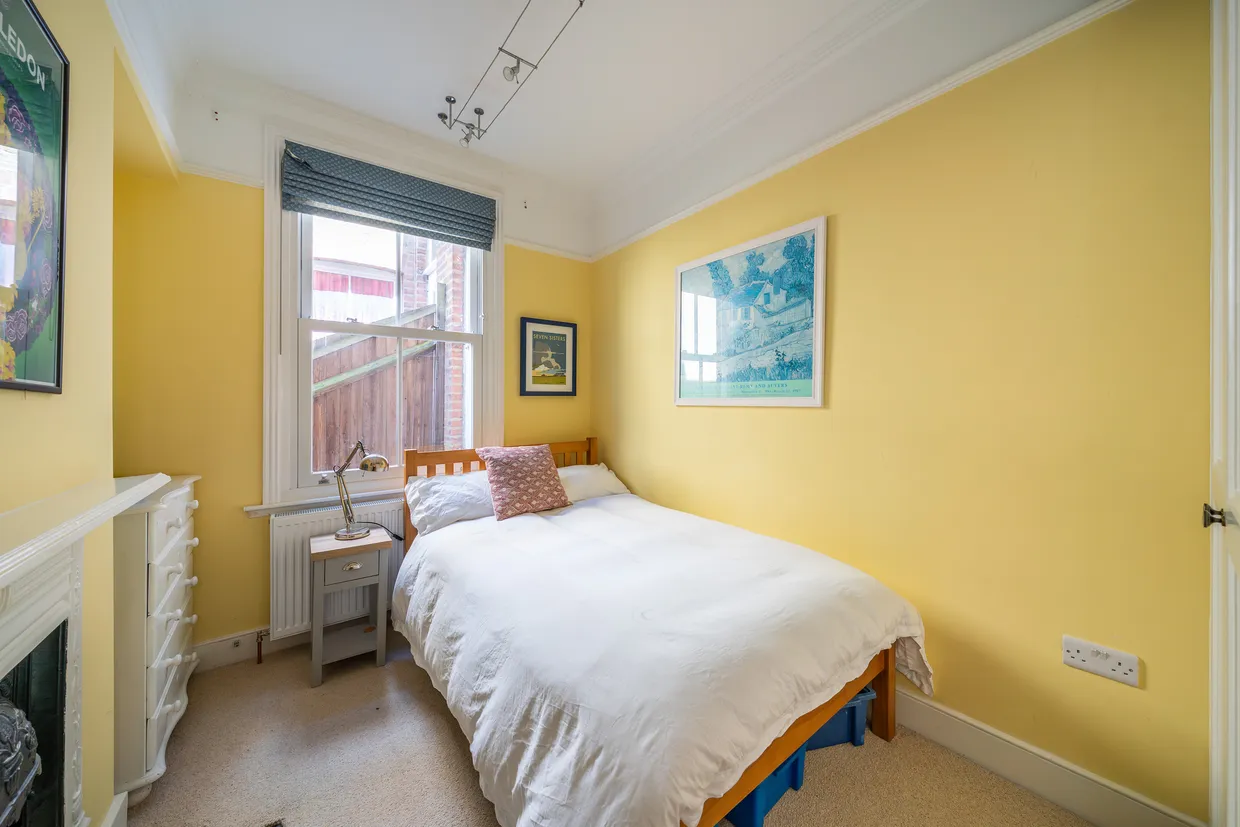 Valley Road, London, SW16 photo 8