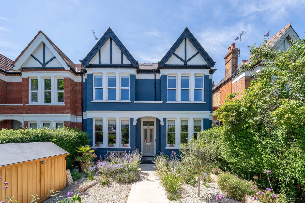 Valley Road, London, SW16 photo 17