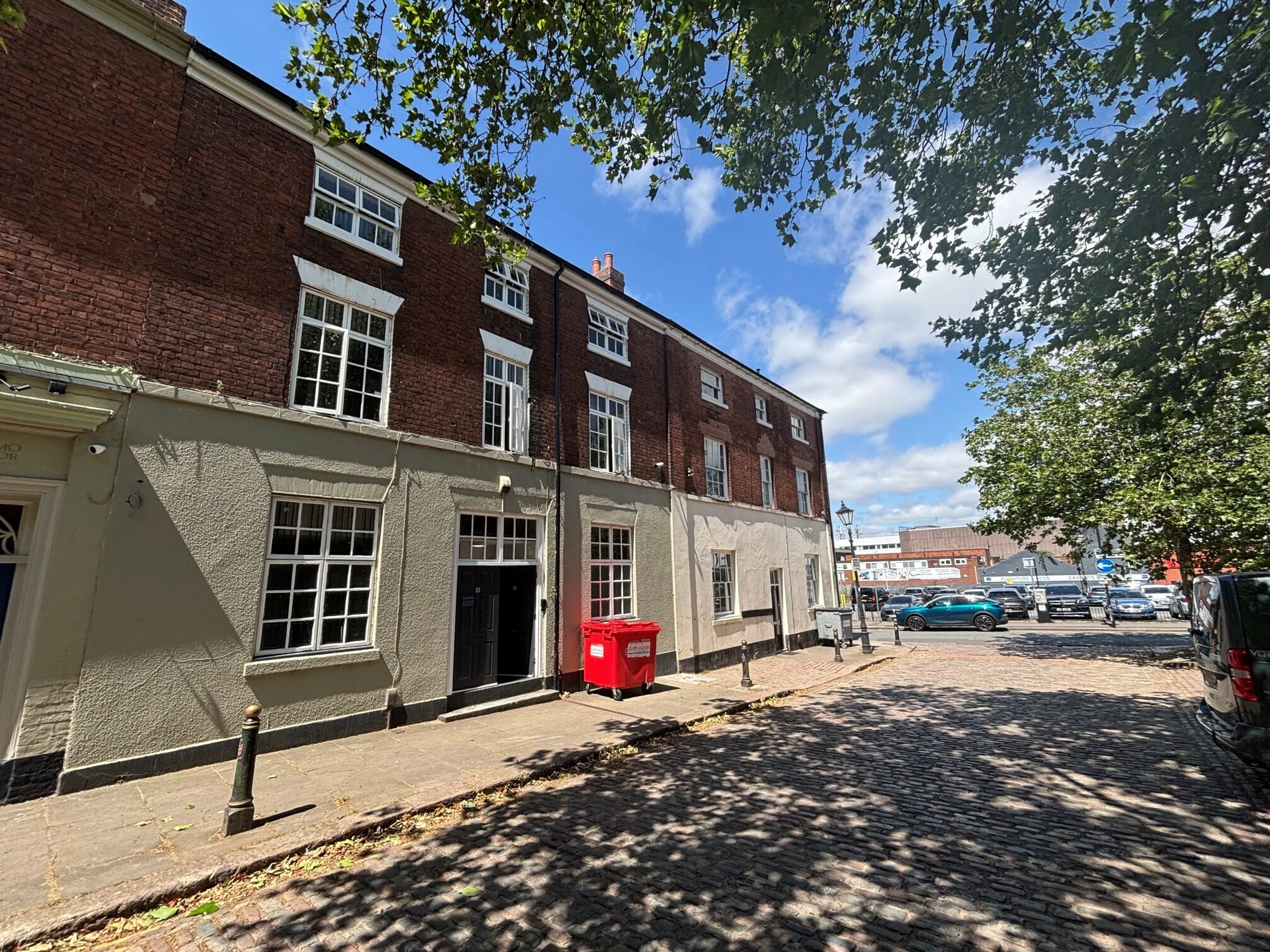 Property photo 0
