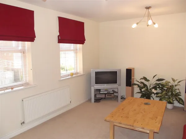 Sherwood Street, Hucknall, NG15