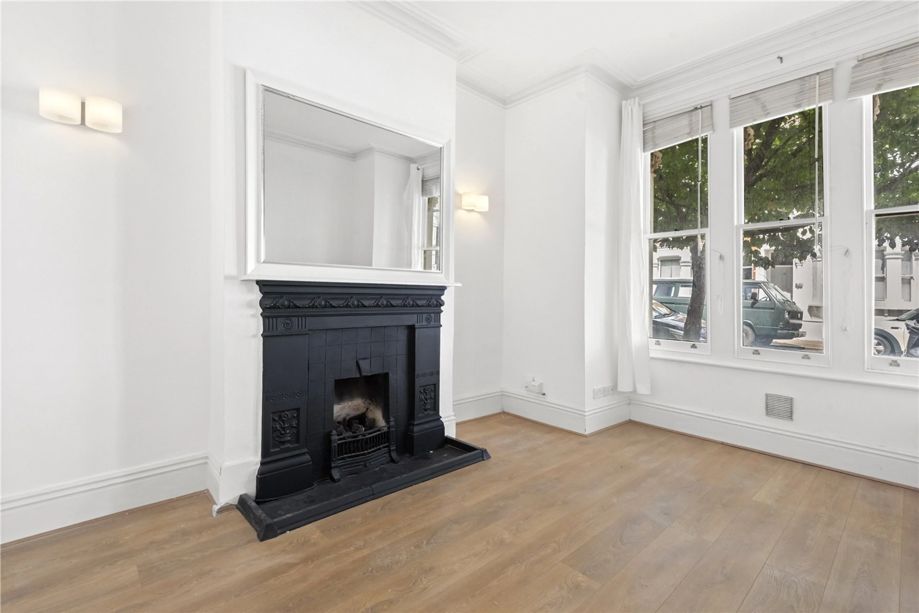 Property at Aliwal Road, London, SW11