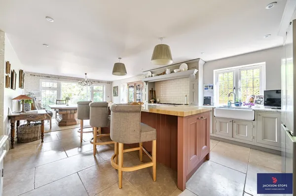 Mill Lane, Kislingbury, NN7 photo 6