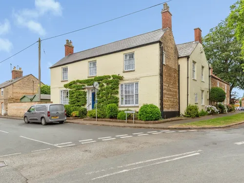 High Street, Caythorpe, Granthamphoto