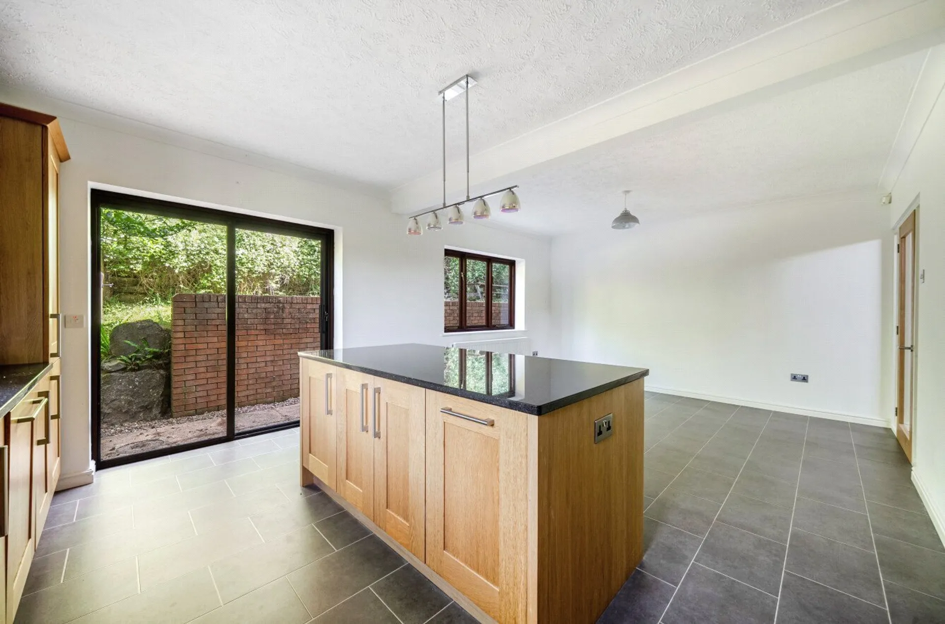 Property photo top 3