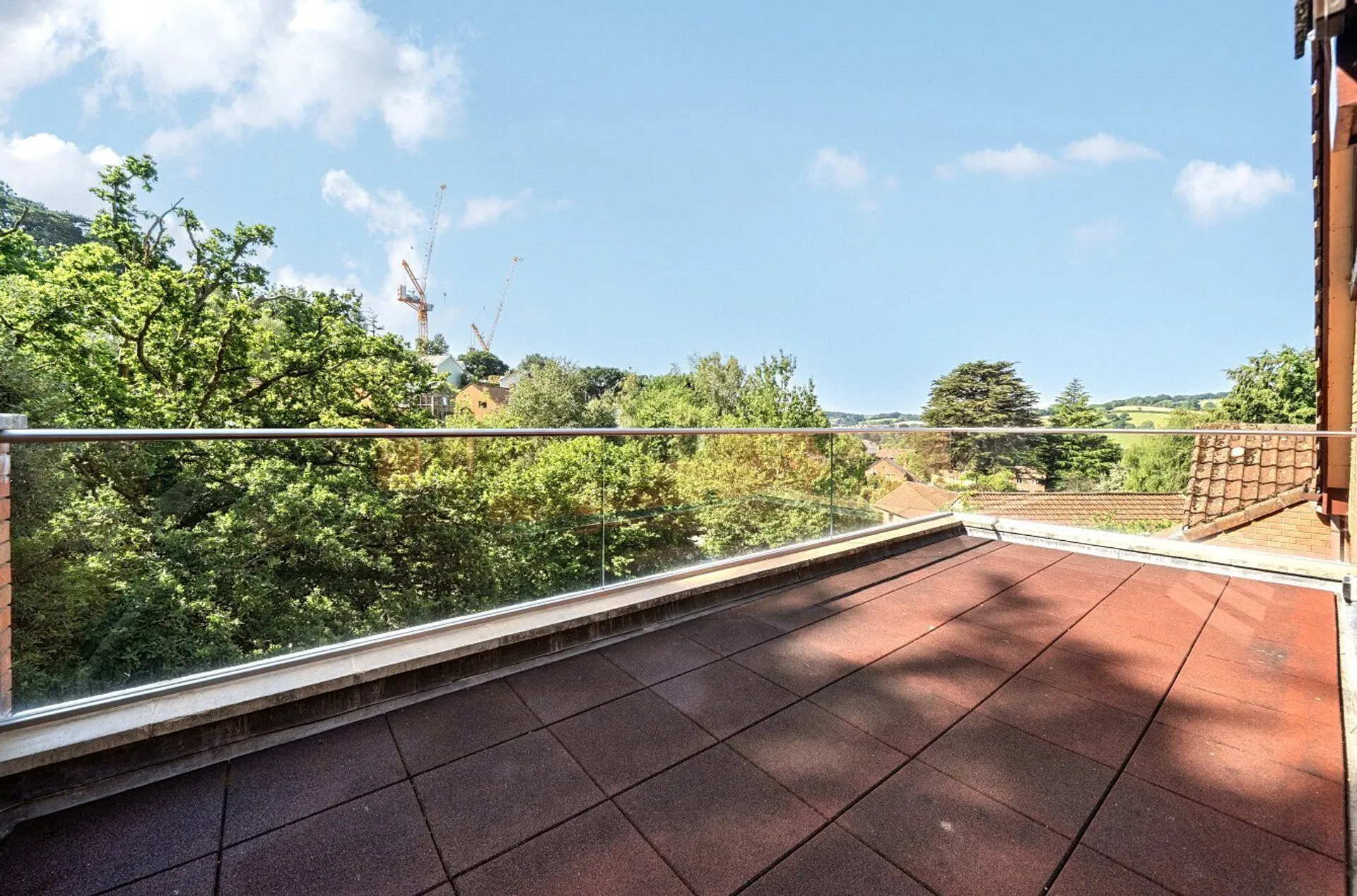 Property photo top 3