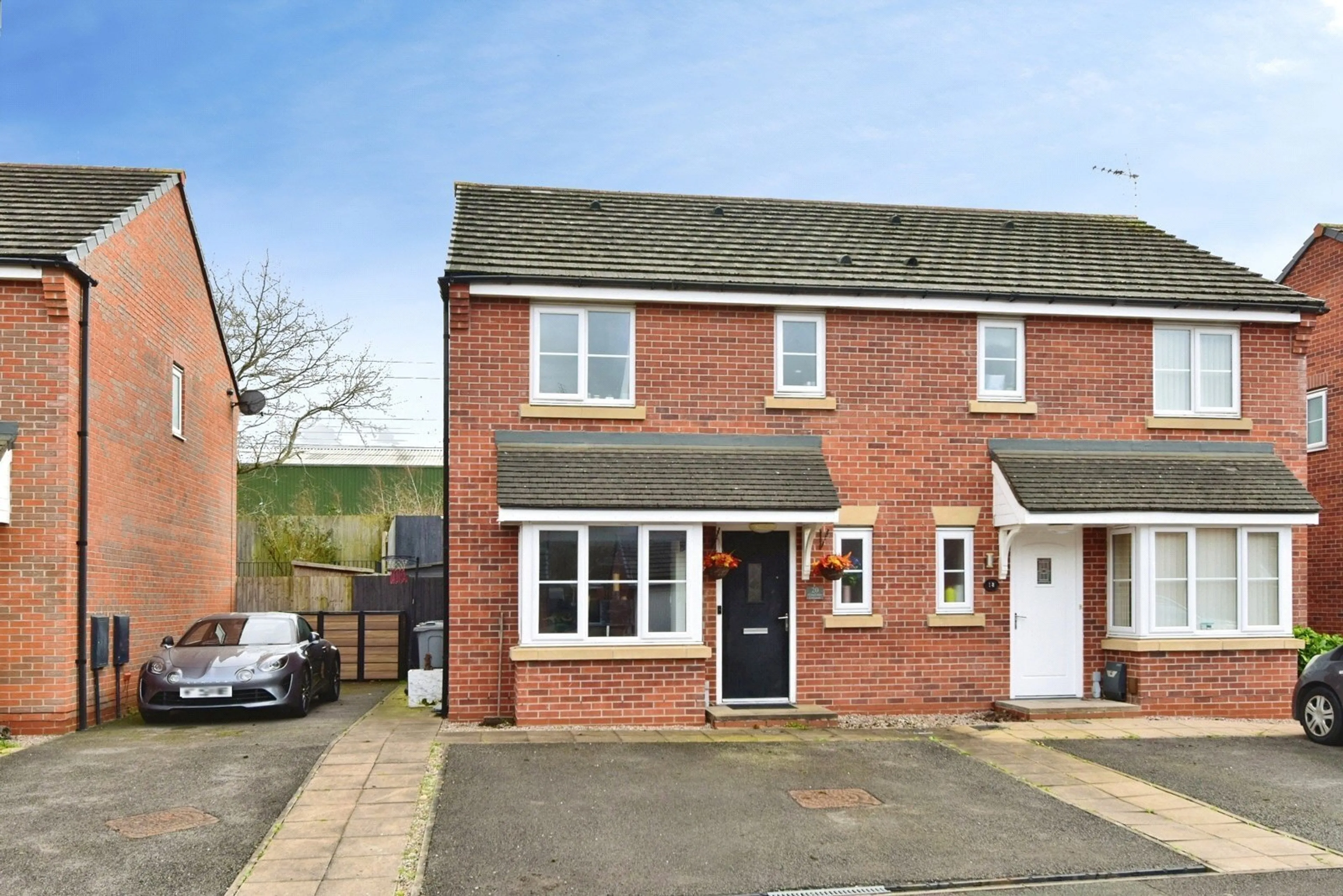 Property photo 0