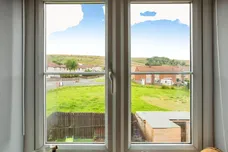 Moins Close, Halifax