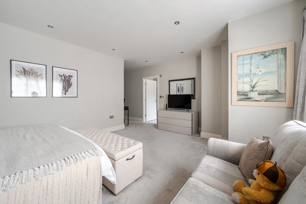 153 Amersham Road, Beaconsfield, HP9 photo 16