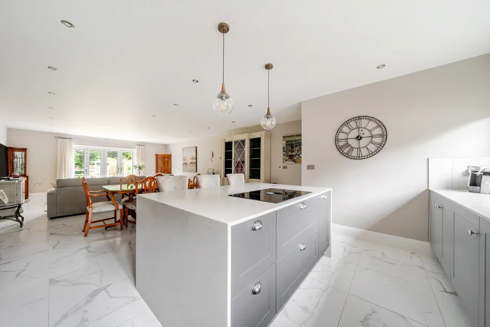 153 Amersham Road, Beaconsfield, HP9 photo 21