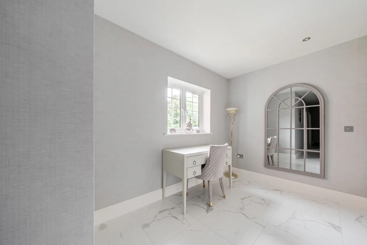 153 Amersham Road, Beaconsfield, HP9 photo 22