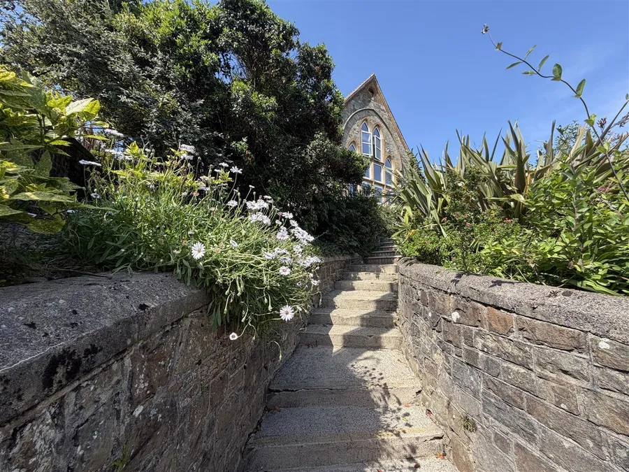 Property Image 29