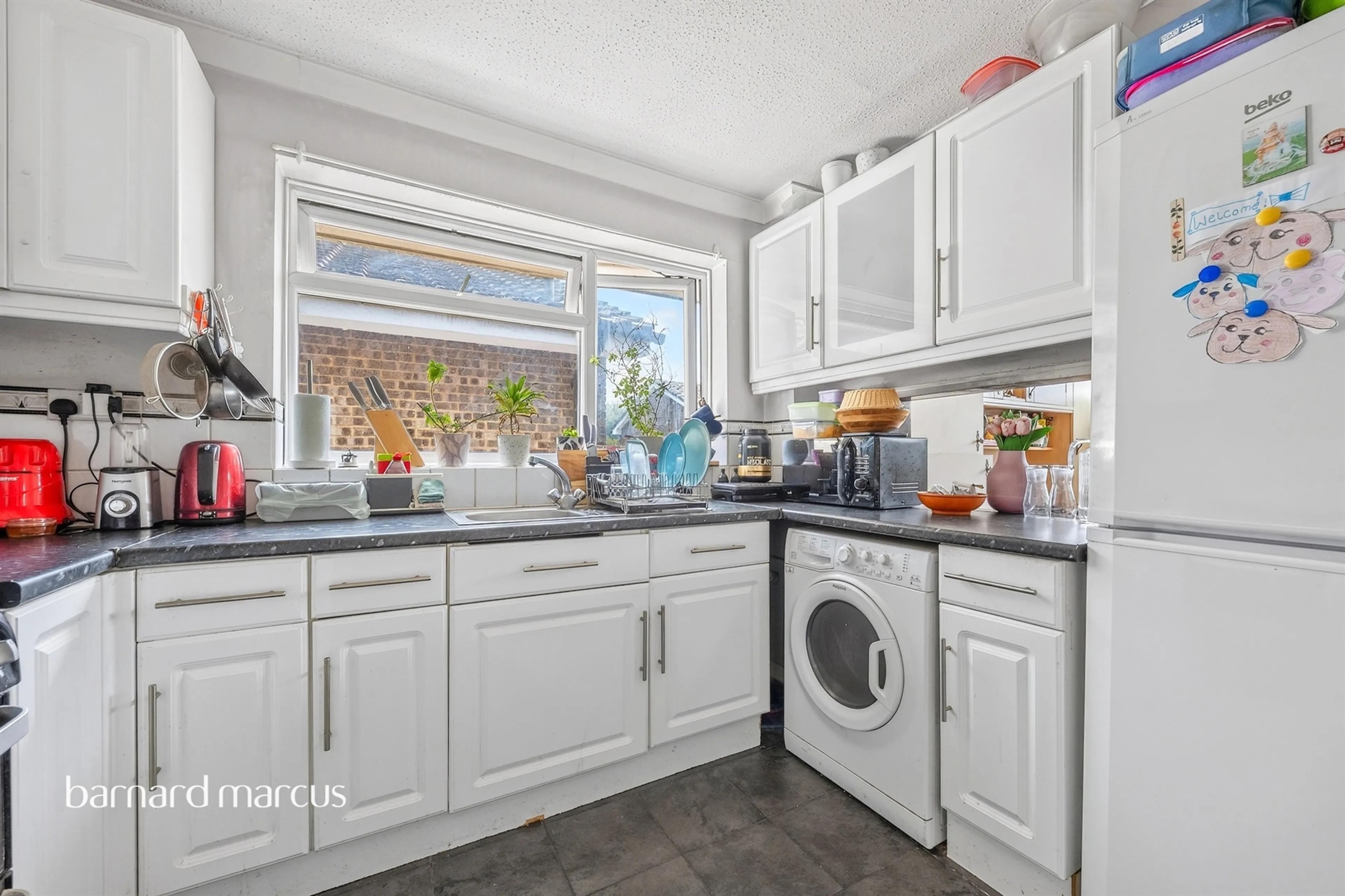 Property at Mortlake Close, Croydon