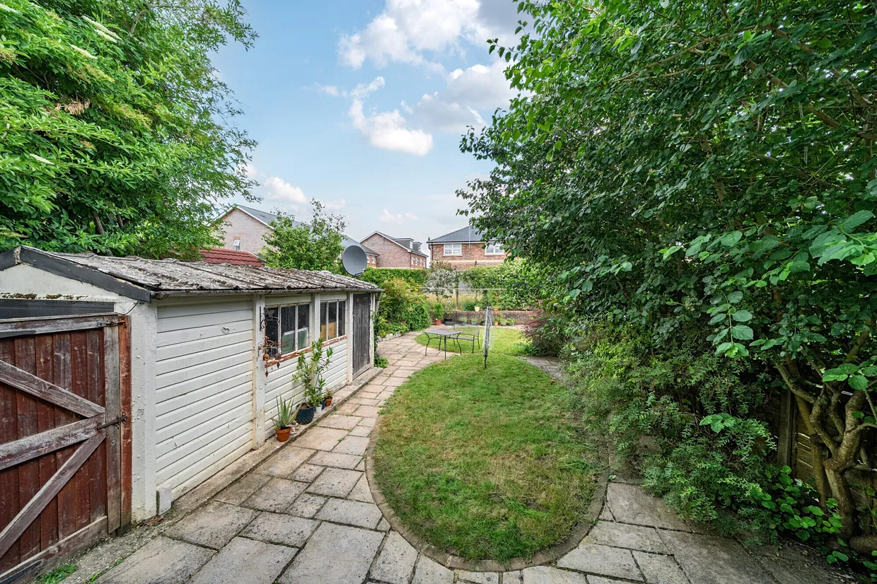 Borovere Gardens, Alton, GU34 photo 17