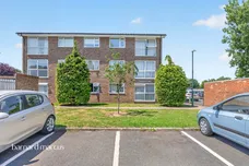 Mortlake Close, Croydon