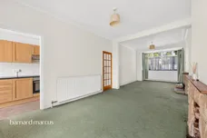 Longfield Avenue, Wallington