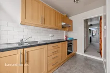 Longfield Avenue, Wallington