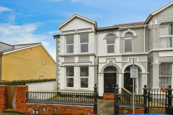 Queen Victoria Road, Llanelli, Carmar...