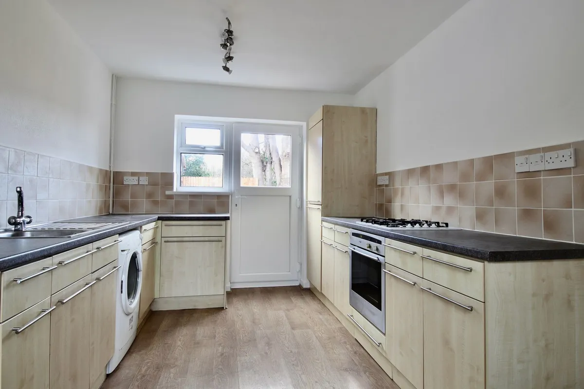 Francis Road, Frodsham, WA6