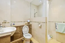 Greenaway Court, Cherry Willingham, Lincoln