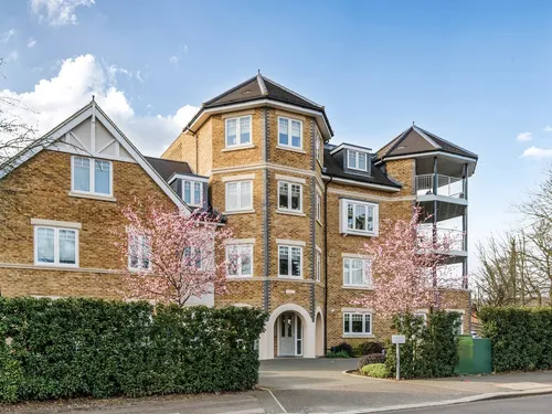 Uplands Park Road, ENFIELDphoto