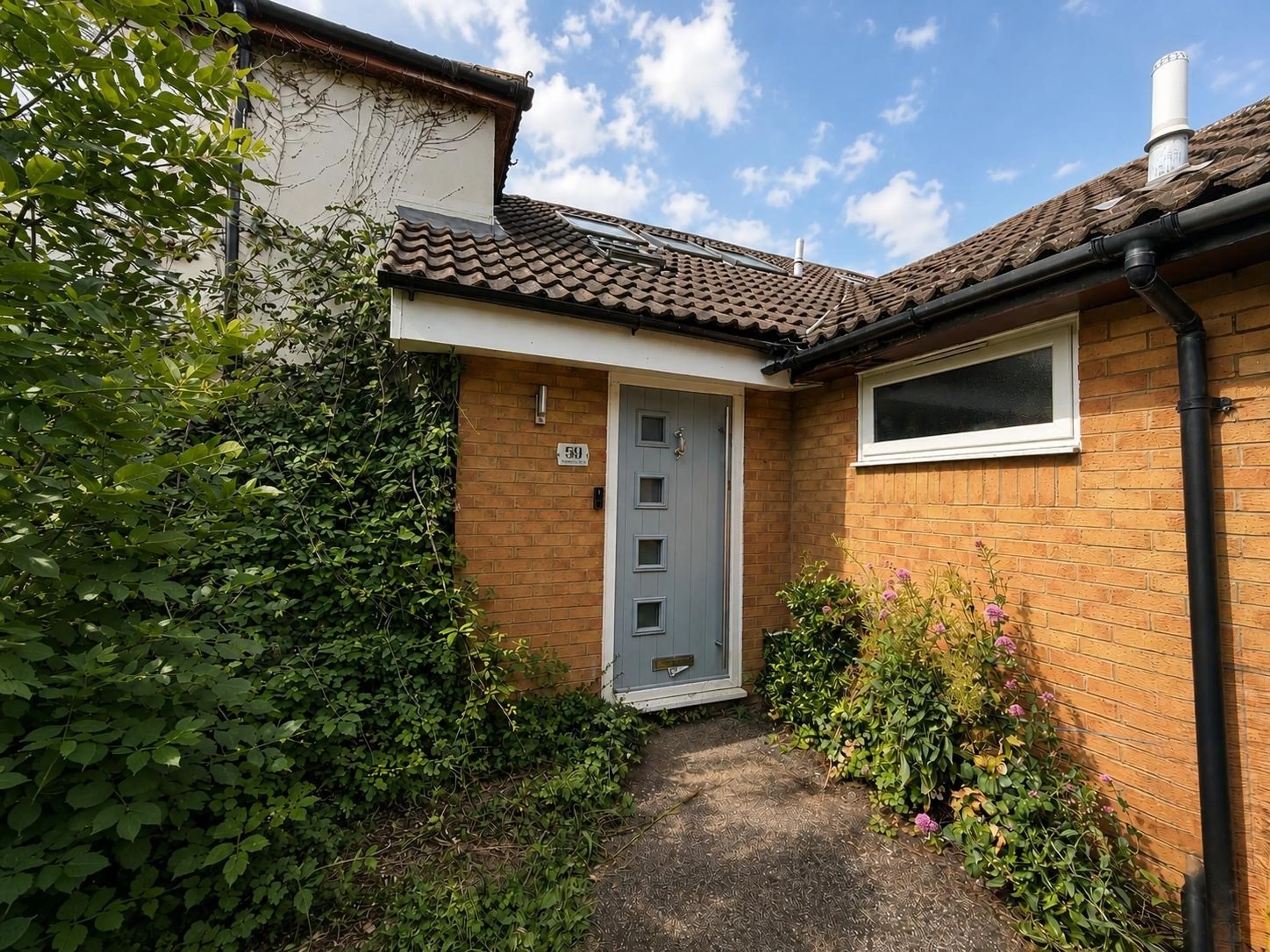 Property photo 0