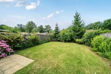 Oakhurst Drive, Four Marks, GU34 photo 2