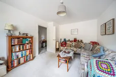Oakhurst Drive, Four Marks, GU34 photo 8