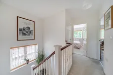 Oakhurst Drive, Four Marks, GU34 photo 9