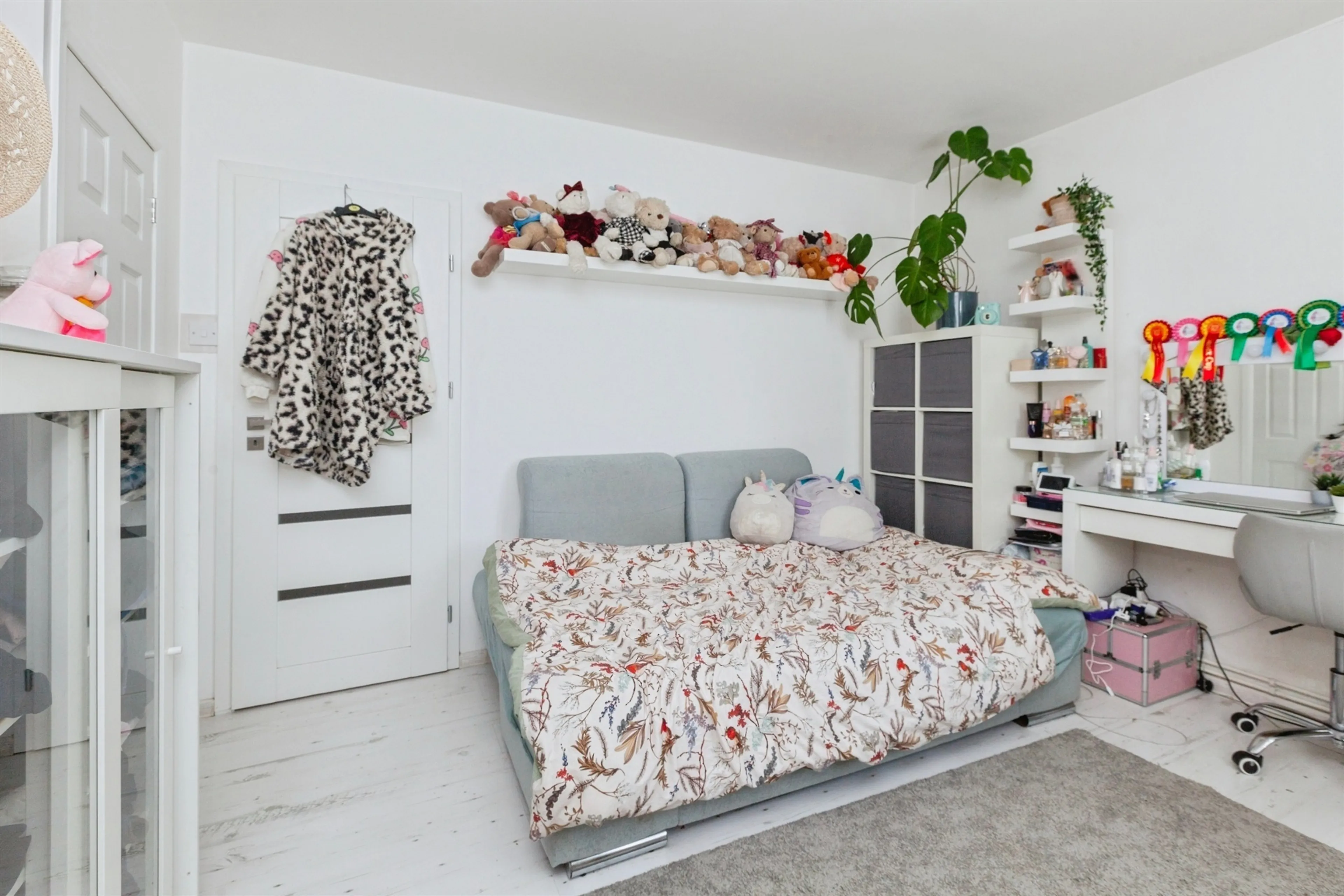 Property at Garth Avenue, Leicester