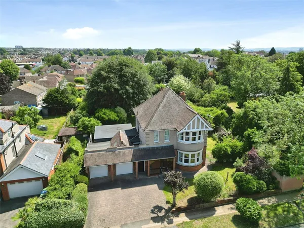 Bradleigh Avenue, Grays, Essex, RM17