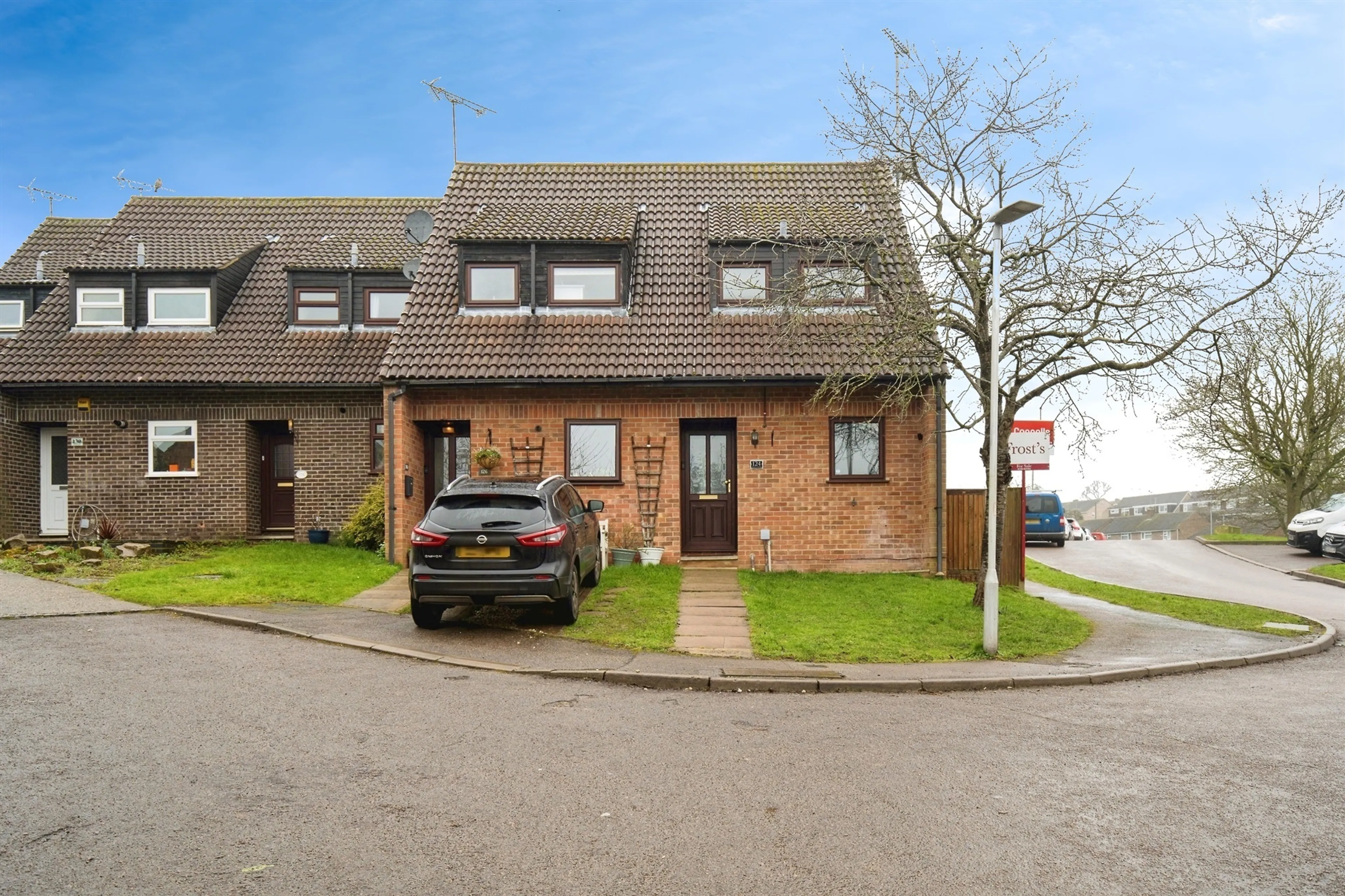 Property photo 0