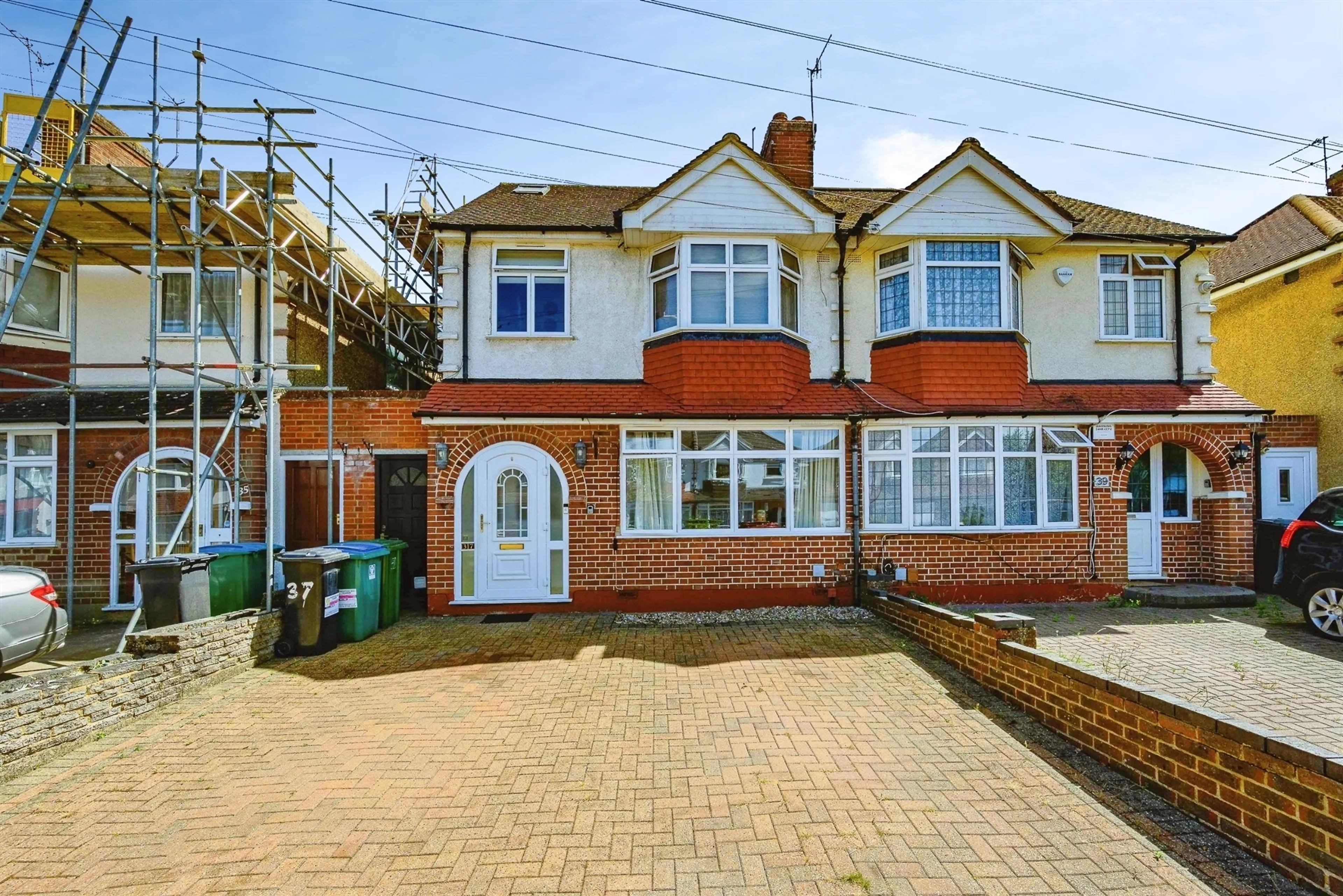 Property photo 0