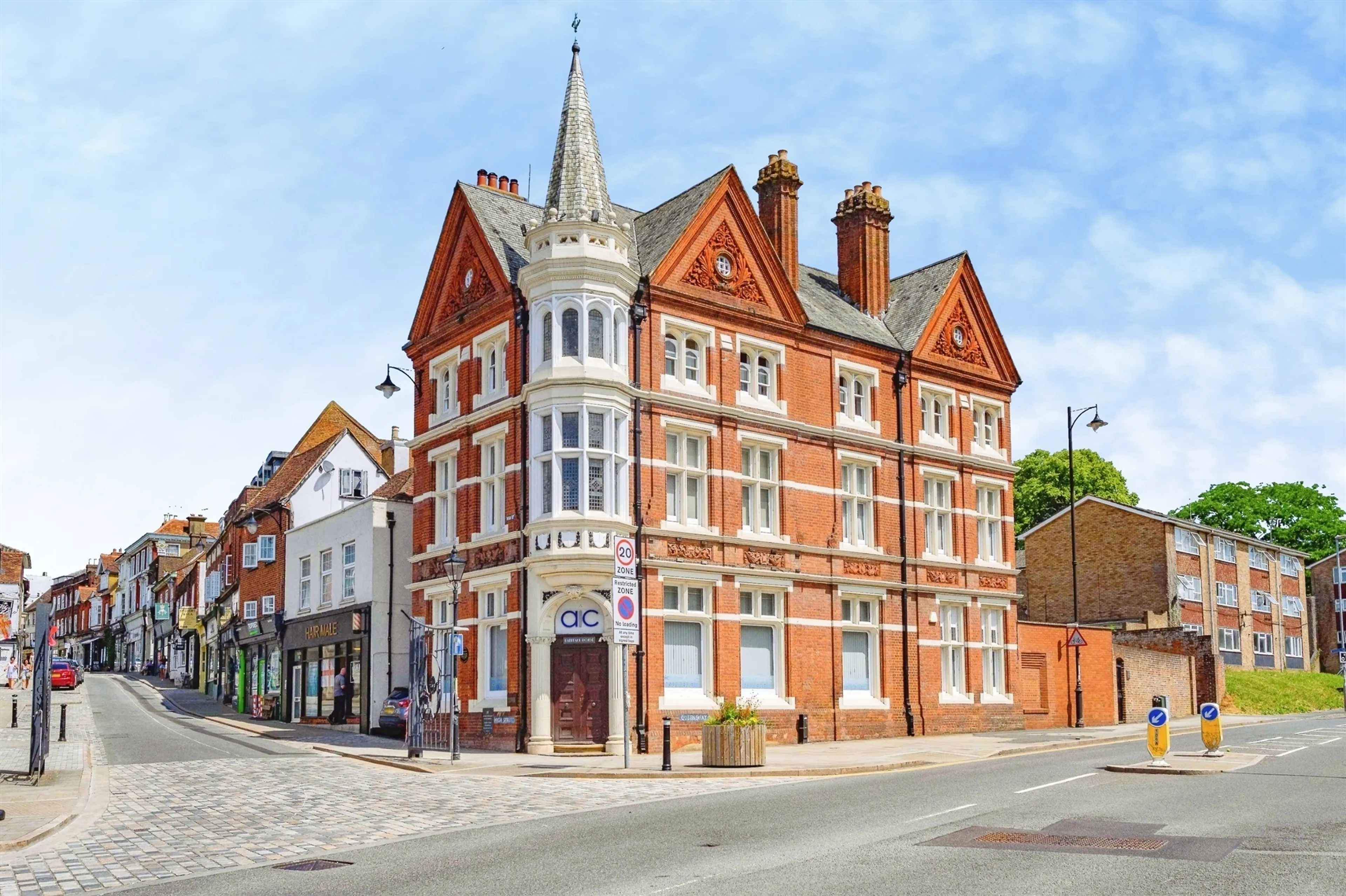Property at High Street, Hemel Hempstead